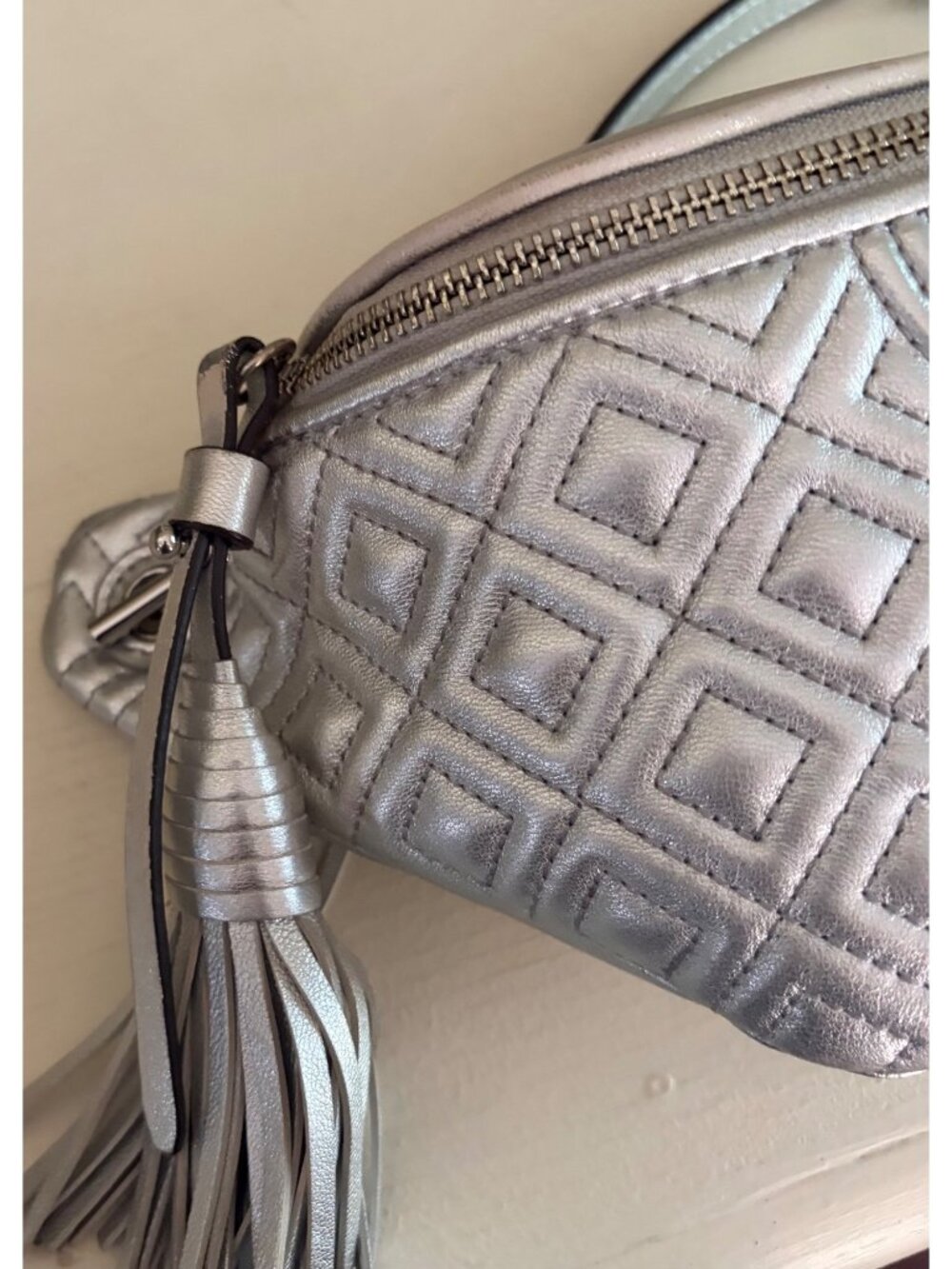 Tory Burch Fleming Soft Quilted Leather Belt Bag Metallic Silver - Picture 9 of 12
